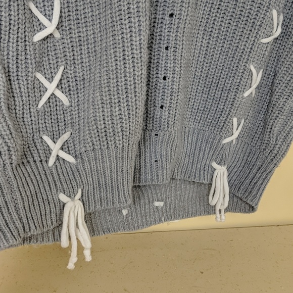 Sweater - Picture 2 of 3